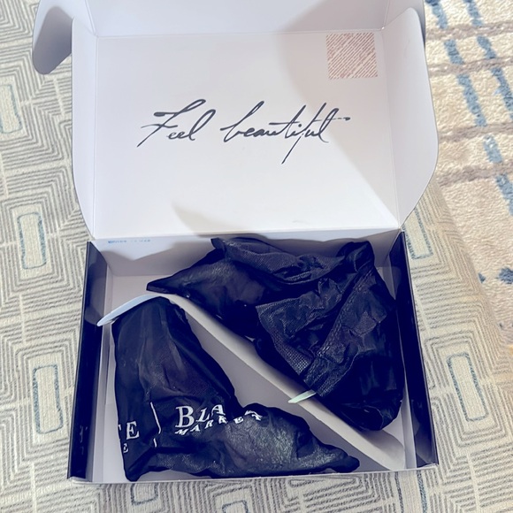 WHBM Rylee Divinity size 8 - Picture 5 of 6